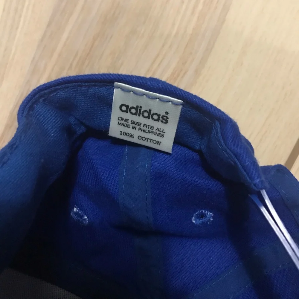 Vintage 90s DS‎ Adidas Spell Out Snapback Logo